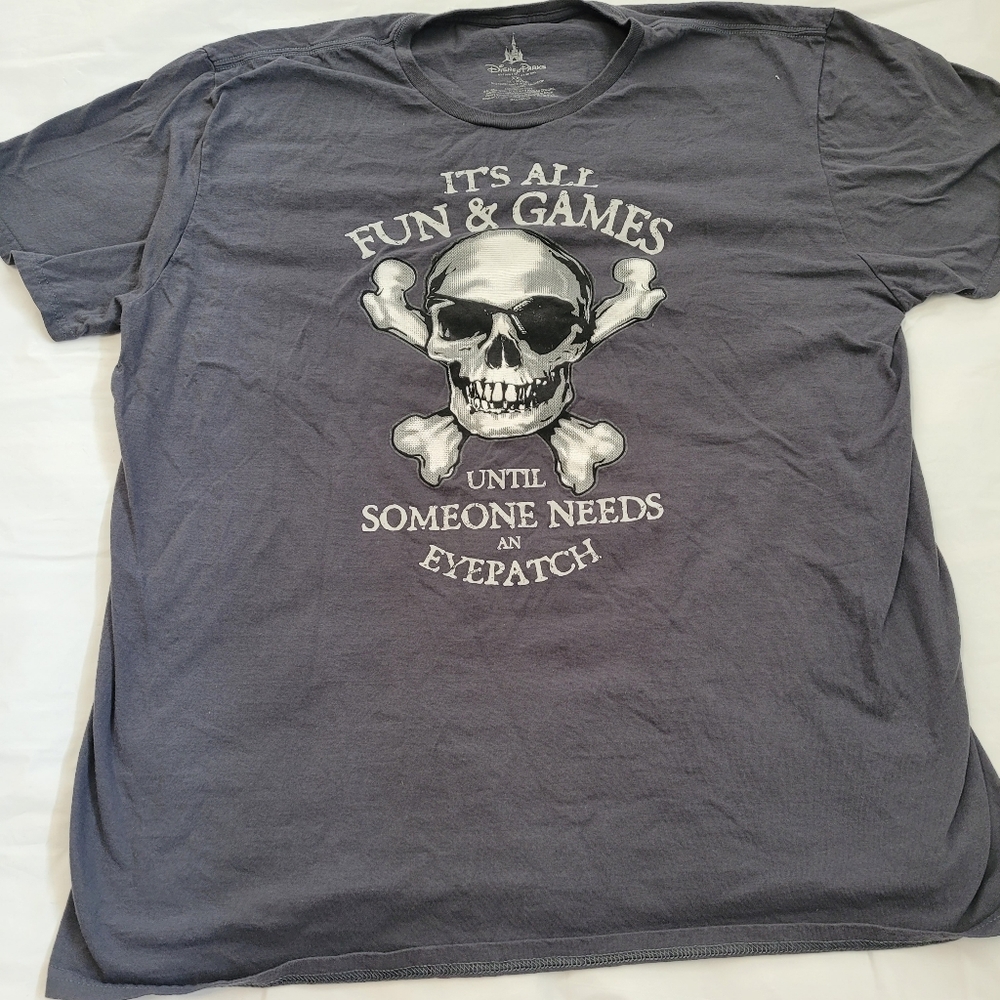 Disney Parks Pirates Of The Caribbean Eye Patch T-shirt Mens XXL Gray